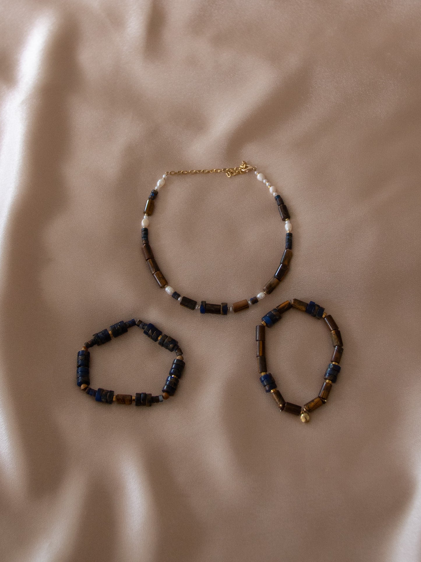 gravity necklace