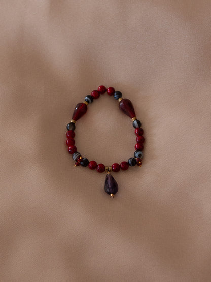 the scarlet stack